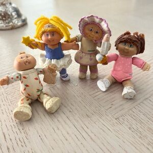 Vintage Cabbage Patch Kids Toy Figures Set